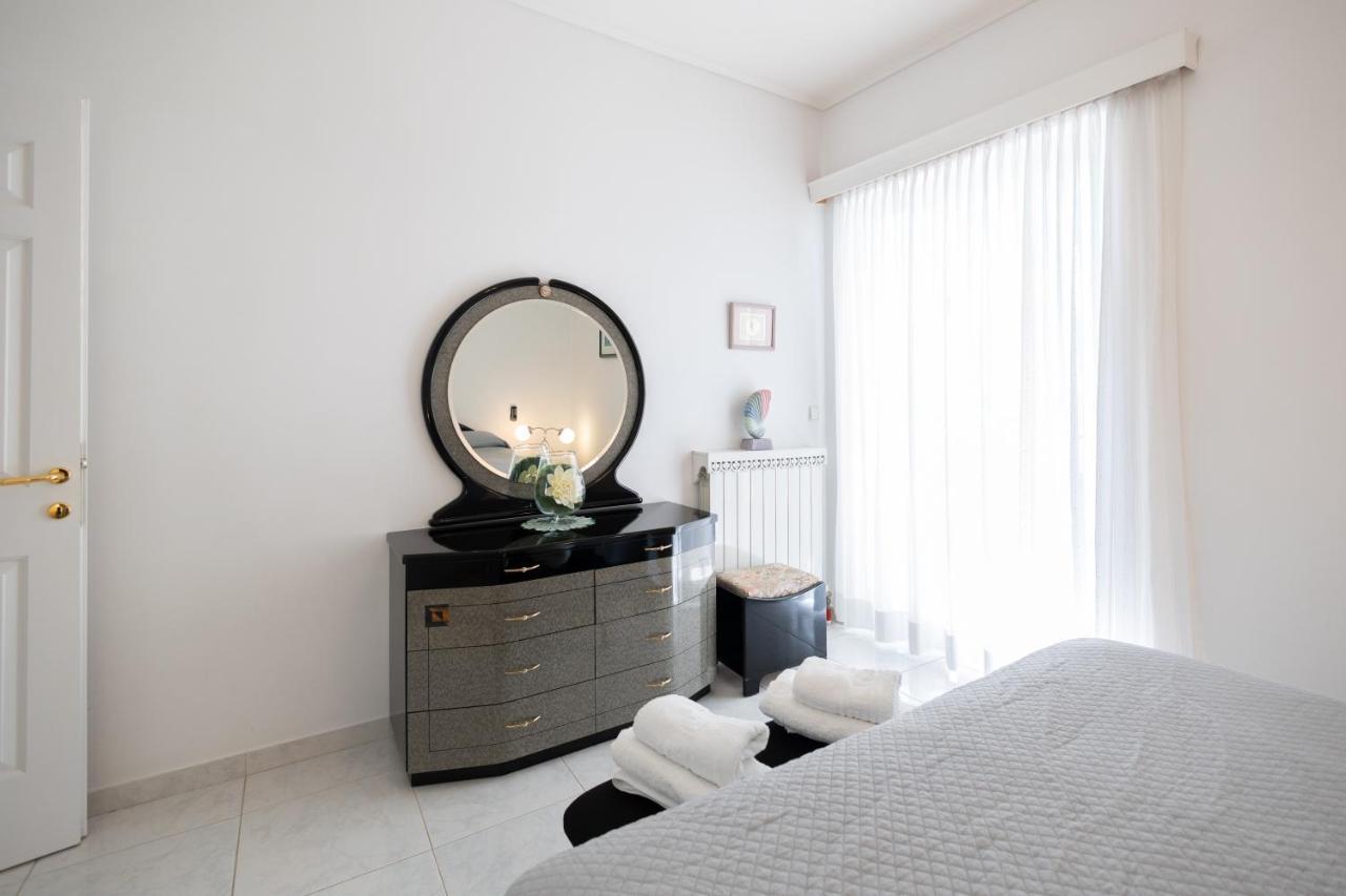Seaside Penthouse In Kalamata Extérieur photo