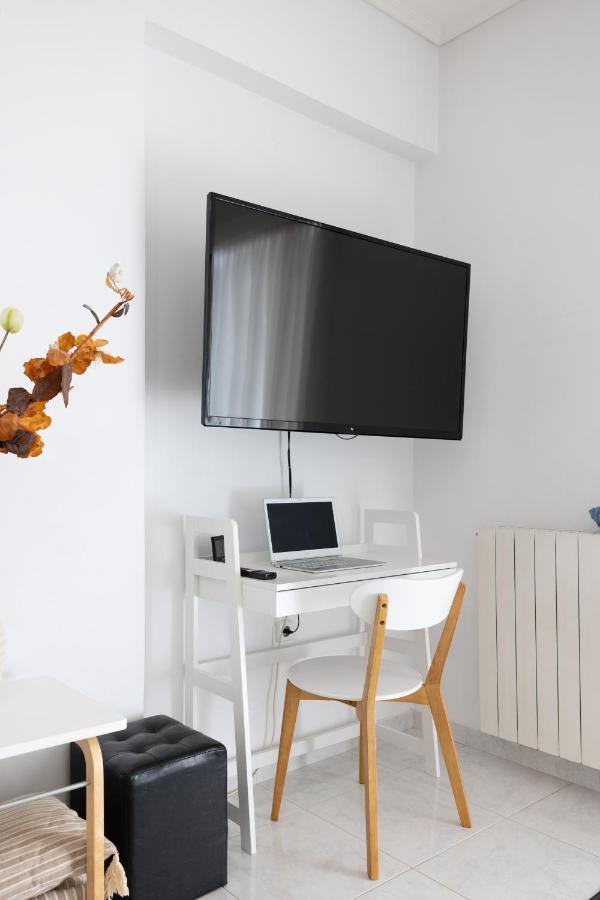 Seaside Penthouse In Kalamata Extérieur photo