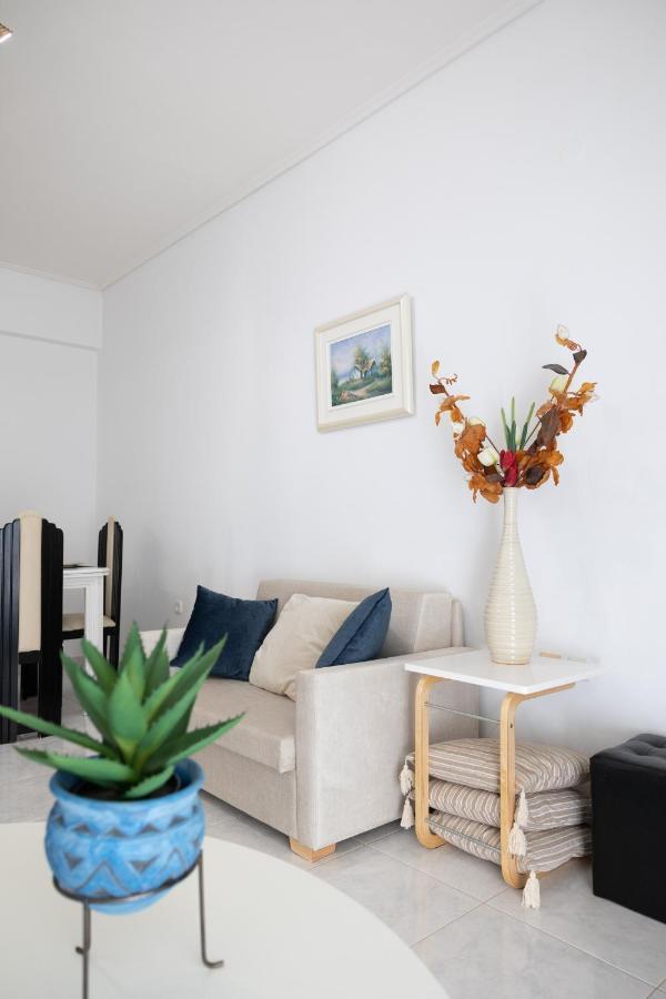 Seaside Penthouse In Kalamata Extérieur photo
