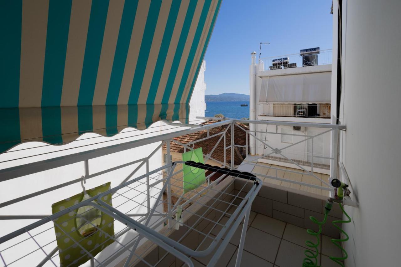 Seaside Penthouse In Kalamata Extérieur photo