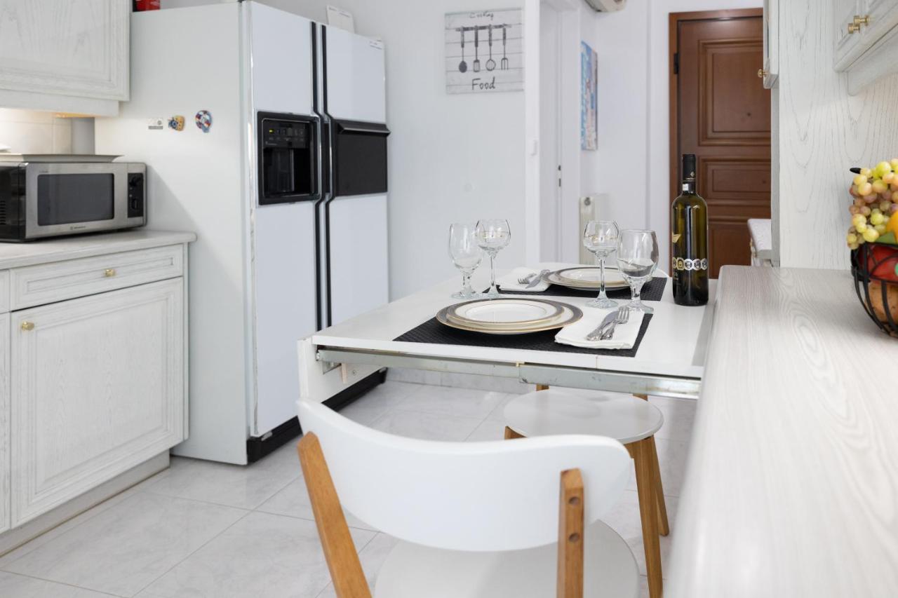 Seaside Penthouse In Kalamata Extérieur photo